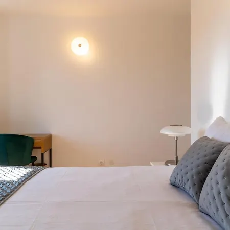 아파트 Pepper Penthouse - Luxurious Duplex Apartment, 50m From The Bacvice Sand Beach *