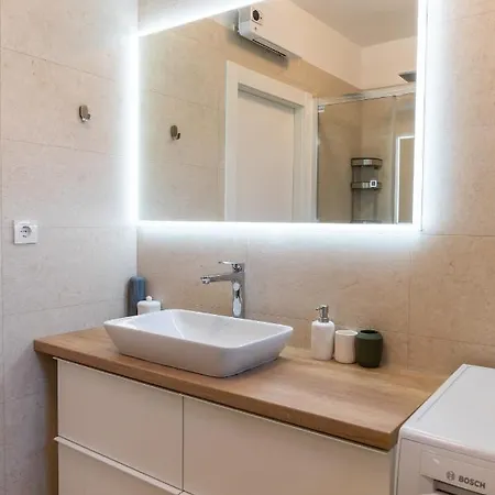 Pepper Penthouse - Luxurious Duplex Apartment, 50m From The Bacvice Sand Beach Apartamento