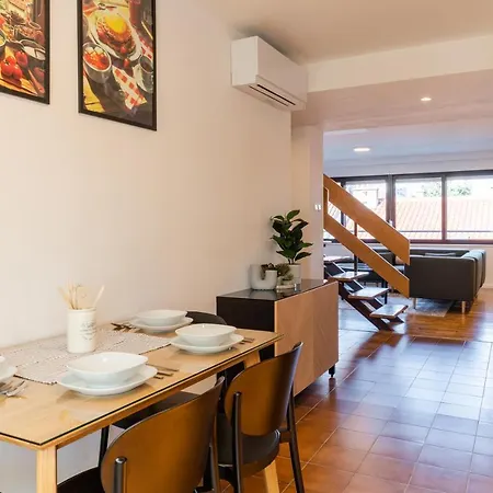Апартаменты Pepper Penthouse - Luxurious Duplex Apartment, 50m From The Bacvice Sand Beach Сплит