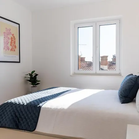 Pepper Penthouse - Luxurious Duplex Apartment, 50m From The Bacvice Sand Beach Апартаменты Сплит